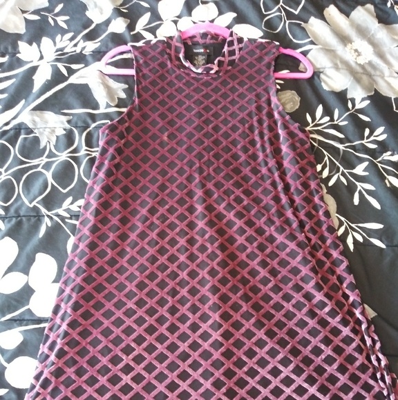Teeze Me Dresses & Skirts - Teeze Me Black and Pink Velvet dress Teeze Me Dresses & Skirts - Teeze Me Black and Pink Velvet dress